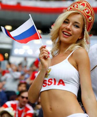 Futbol bayramının gözəlləri -  FOTOLAR